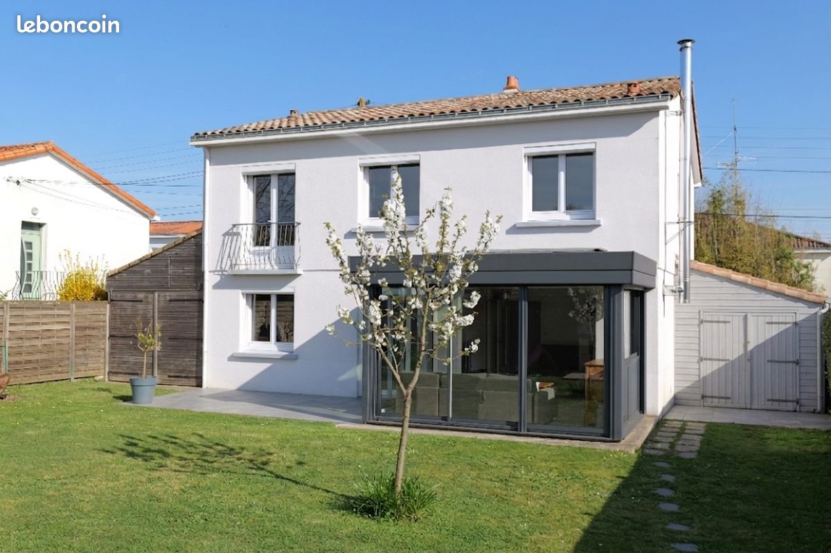 Maison 7 pièces 155 m² · à La Roche-sur-Yon · 155 m² · 285 000 €