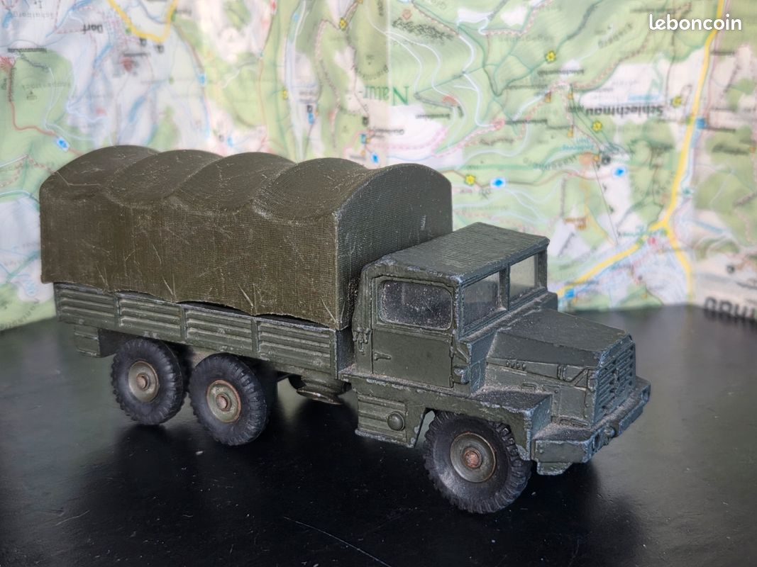 Camion Berliet Gazelle 824 - Dinky Toys - Miniature Métal France