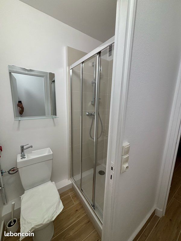 Appartement 1 pièce 11 m² · à Neuilly-sur-Seine · 11 m² · 530 €/mois
