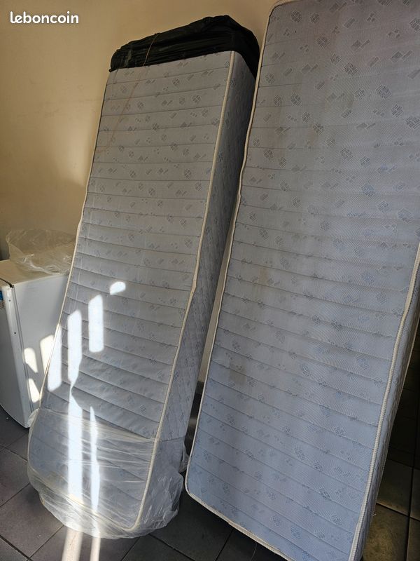 2 matelas neuf (image 1)