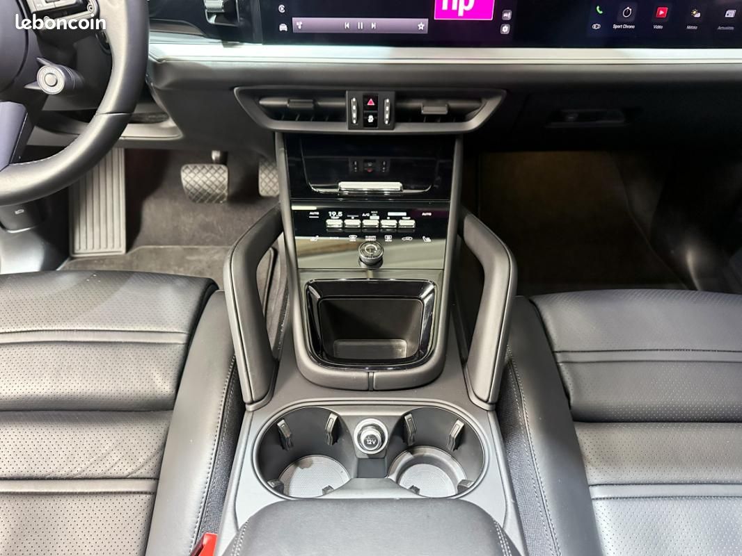 Porsche Cayenne E-Hybrid V6 3.0 470ch Tiptronic 8 (image 22)