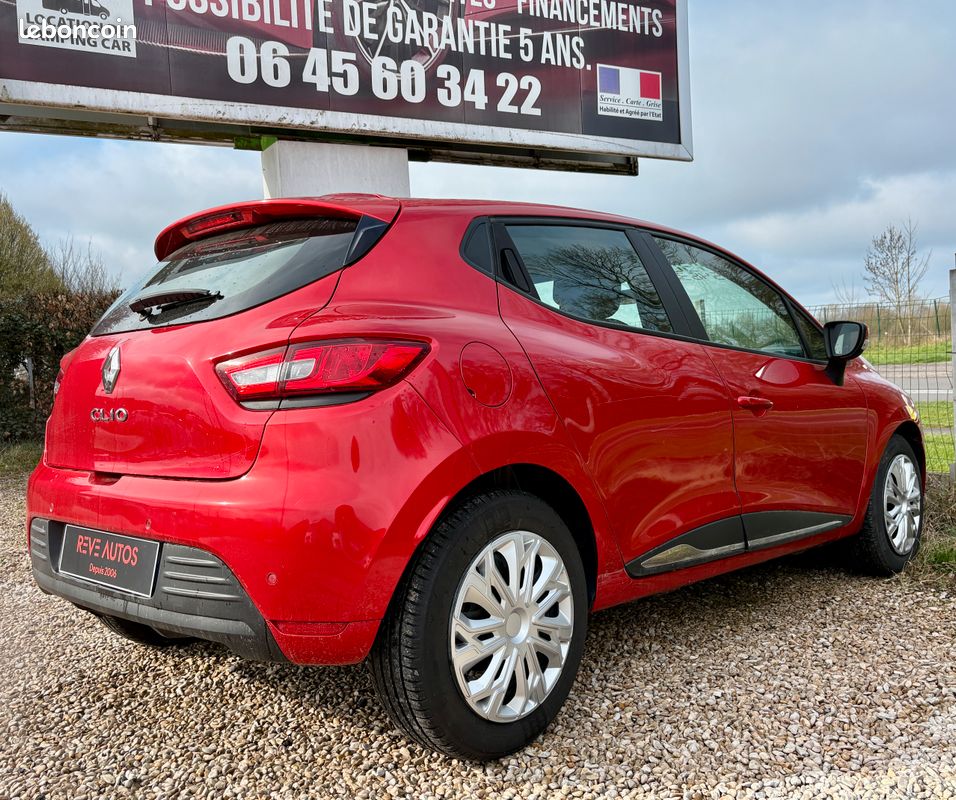 CLIO IV 0.9 TCE 90 CH FINITION ZEN 11/2020 36958 KM 11490e GARANTIE 6 MOIS TOTALE POSSIBILITÉ D'EXTENSION DE GARANTIE DE 48 MOIS REPRISE / FINANCEMENT POSSIBLE (image 3)