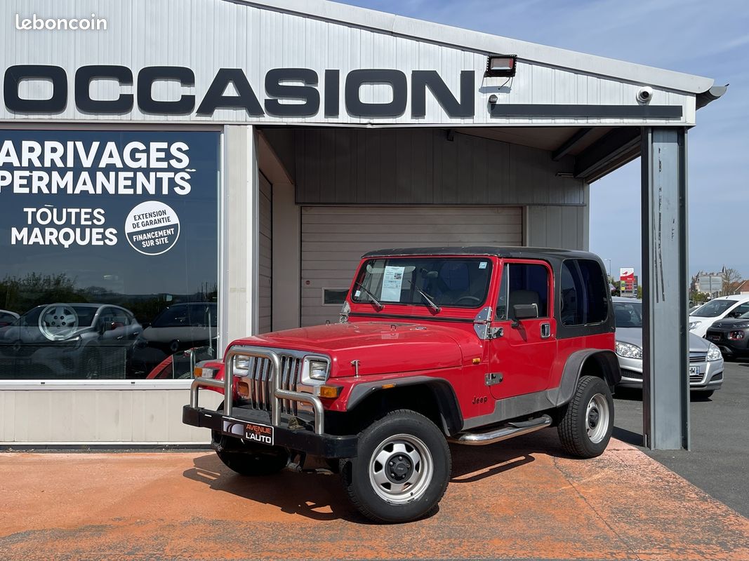 Jeep WRANGLER 2.5 SE HARD TOP (image 1)