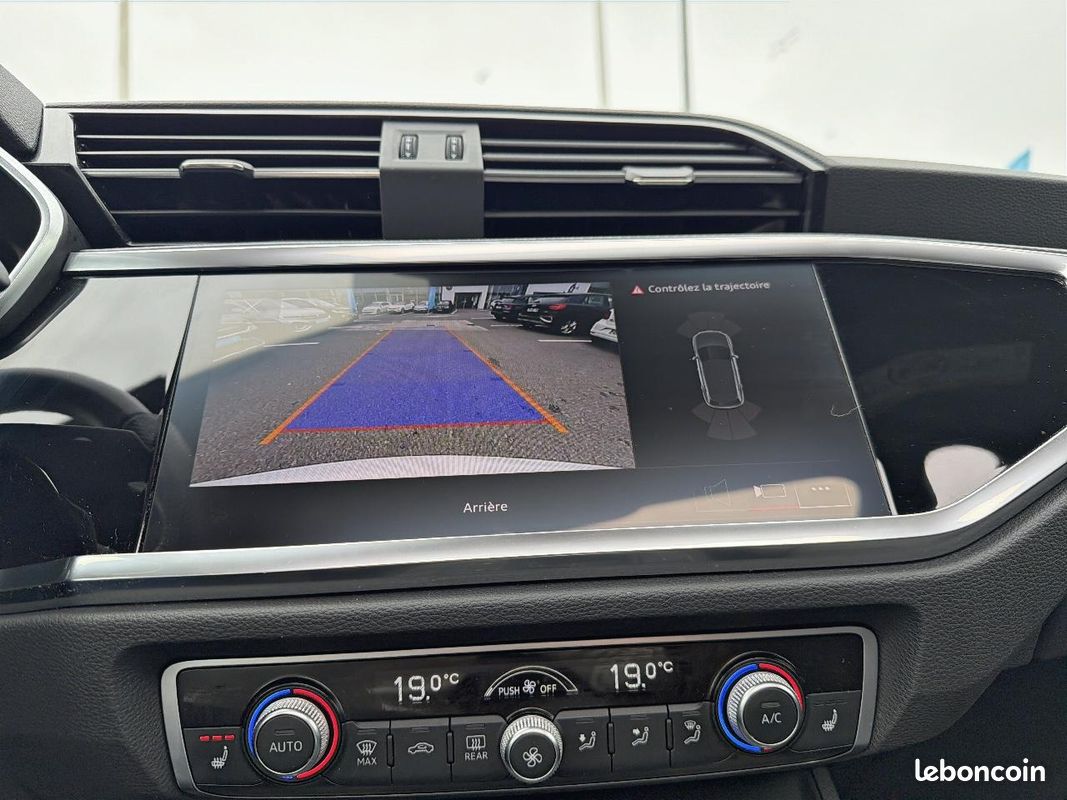 AUDI Q3 35 TDI 150 ch S tronic 7 S line (image 16)