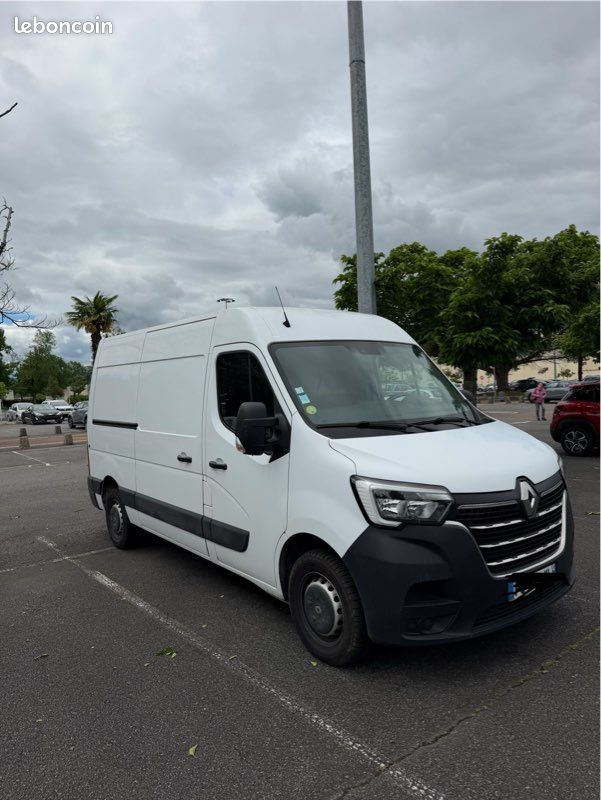 Renault master (image 1)