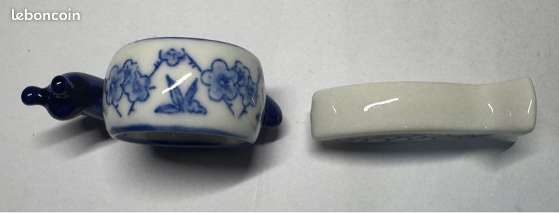 Ensemble de 6 ronds de serviettes forme d'escargots porcelaine bleue