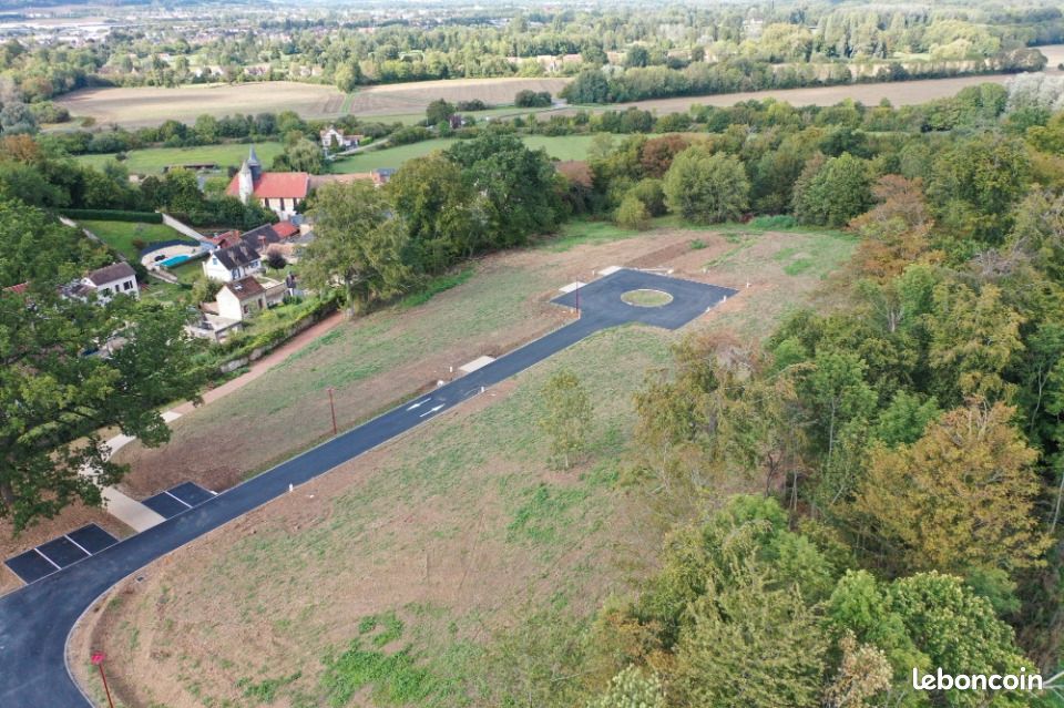 Terrain 2 090 m² Le Vaudreuil · 105 000 €