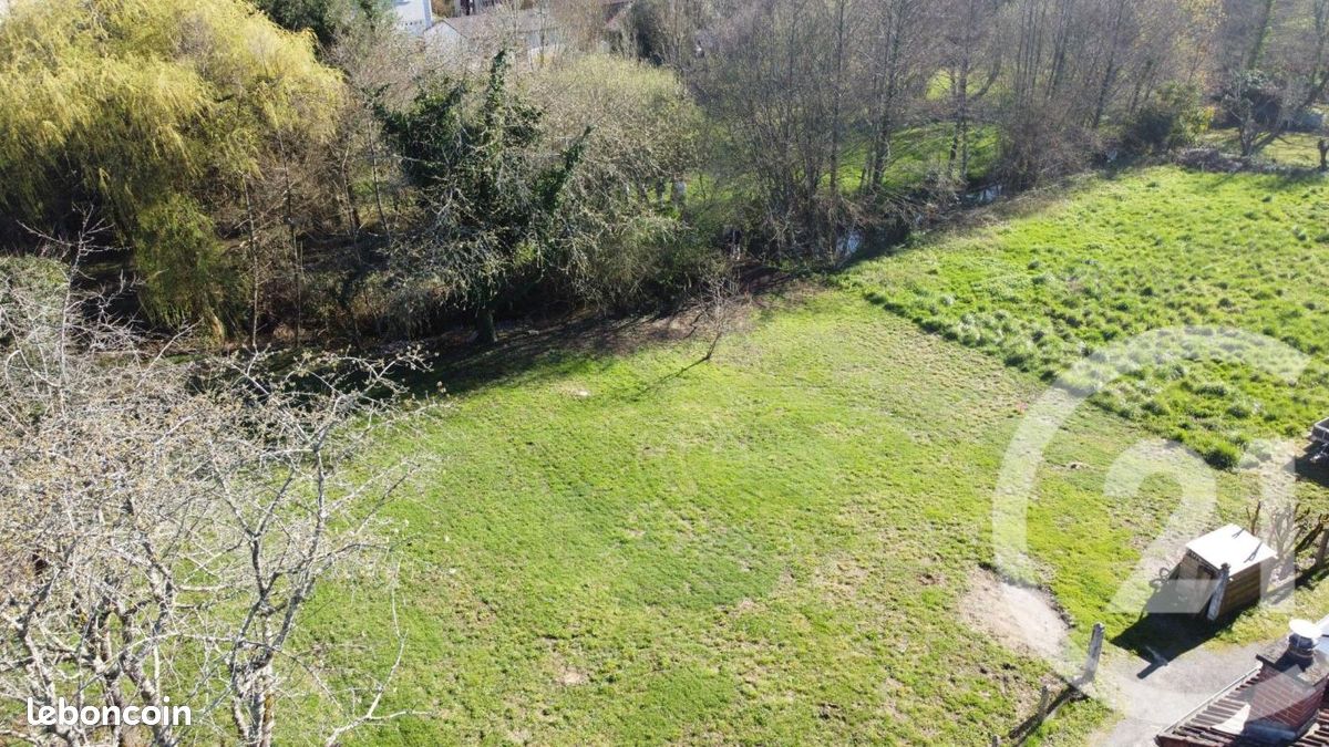Terrain 1 917 m² Saint Priest Taurion · à Saint-Priest-Taurion · 39 000 €