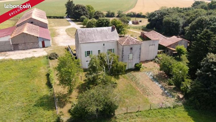 Propriété 6 pièces 146 m²