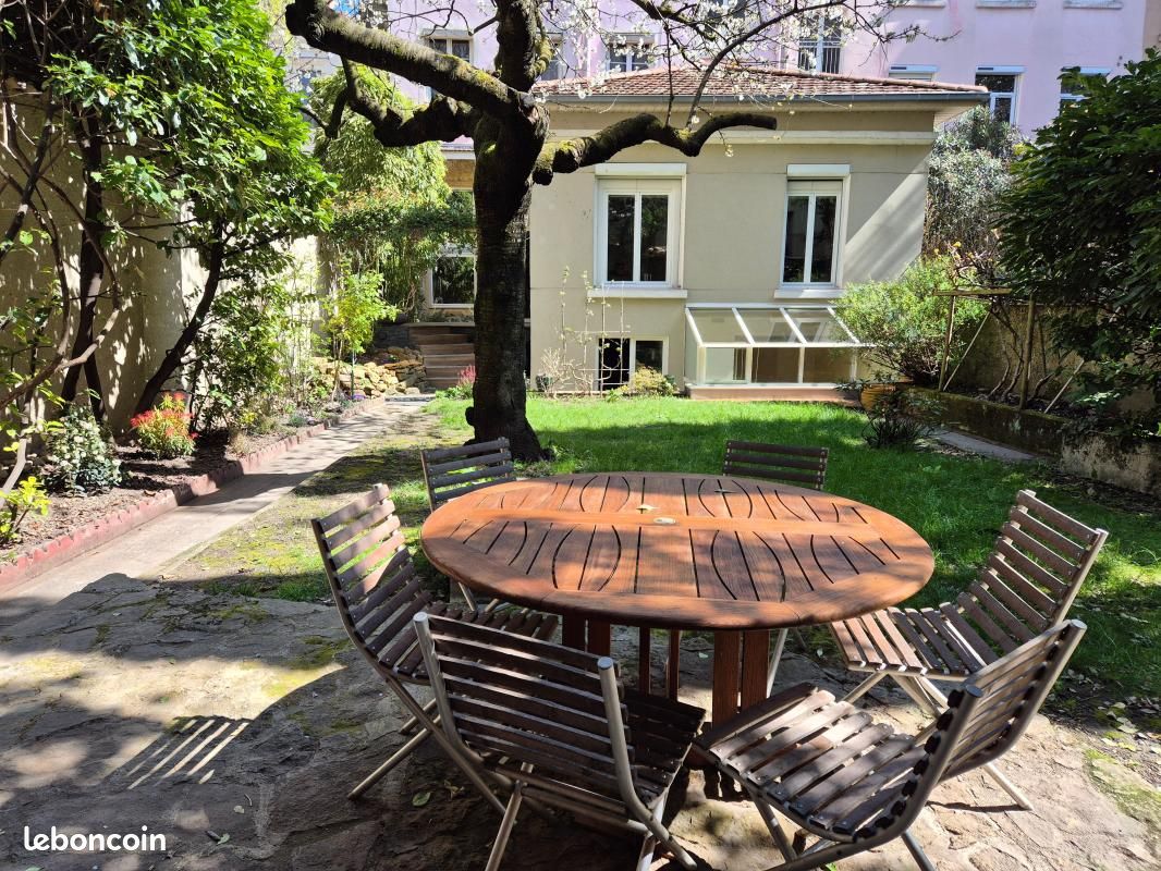 Maison 5 pièces 148 m² · à Lyon · 148 m² · 1 098 000 €