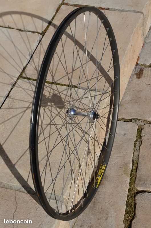 Roue Avant Wolber TX Profil 650 – Moyeux Campagnolo Chorus 8v – Occasion