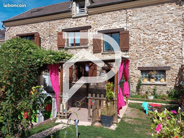 Maison 8 pièces 198 m²
