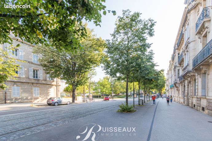 Appartement 3 pièces 138 m² — 10