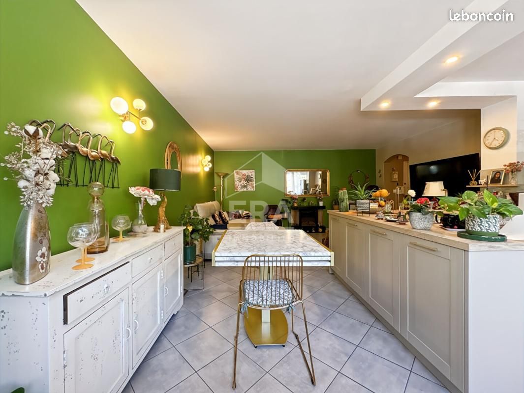 Appartement 3 pièces 76 m² · à Plan-de-Cuques · 76 m² · 352 000 €