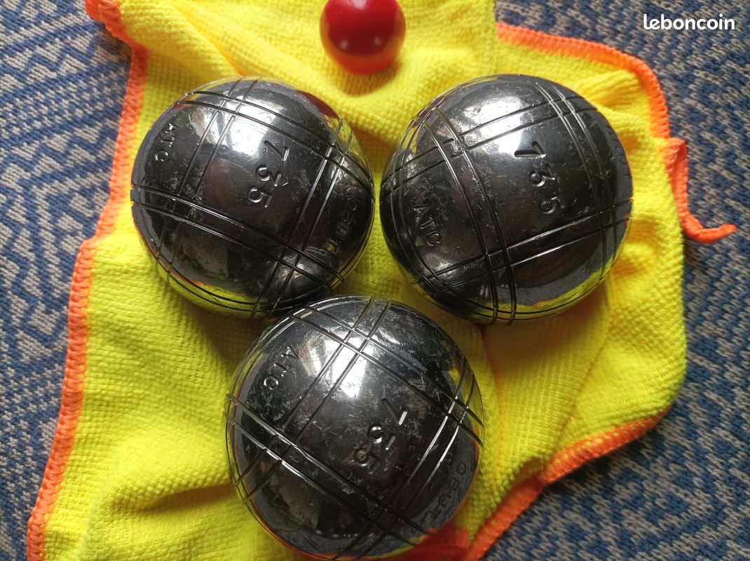 Triplette De Boules De Pétanque Obut ATC – Diamètre 75, Poids 710g (K 89)