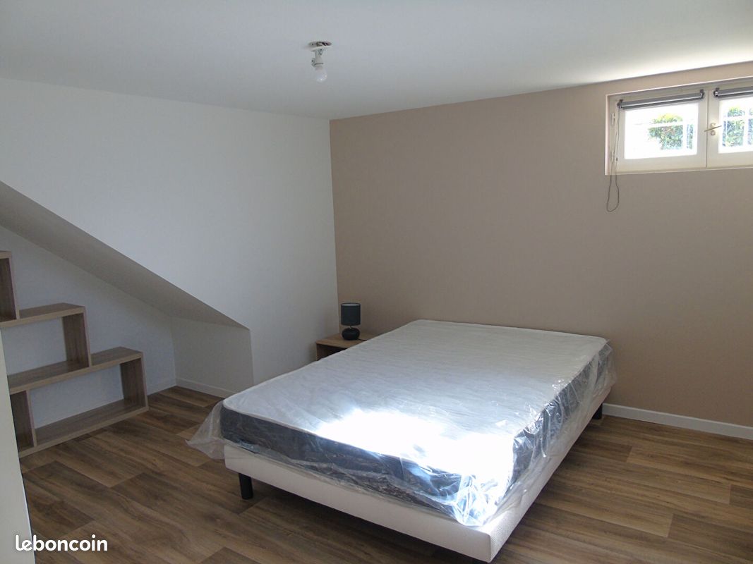 Appartement 1 pièce 23 m² - Poitiers 86000 (image principale 0)
