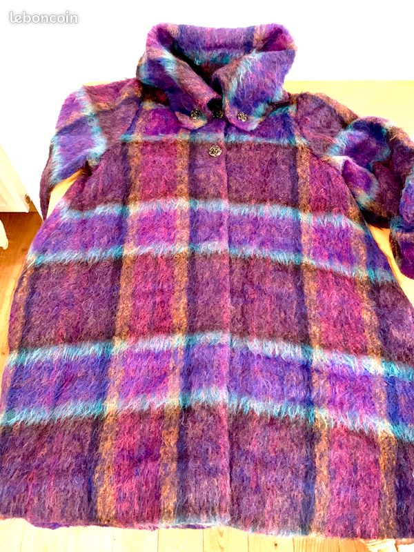 Manteau élégant pour enfant de 140 cm, signé Ana Sui. Un modèle unique aux détails soignés, de la doublure aux boutons, qui saura séduire par son style raffiné et son élégance intemporelle (image 14)