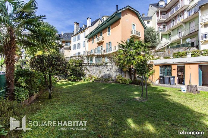 Maison 10 pièces 215 m²