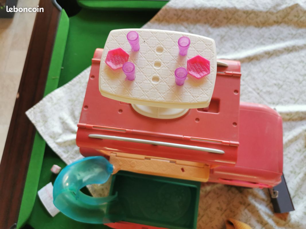 Camping car Barbie (image 8)
