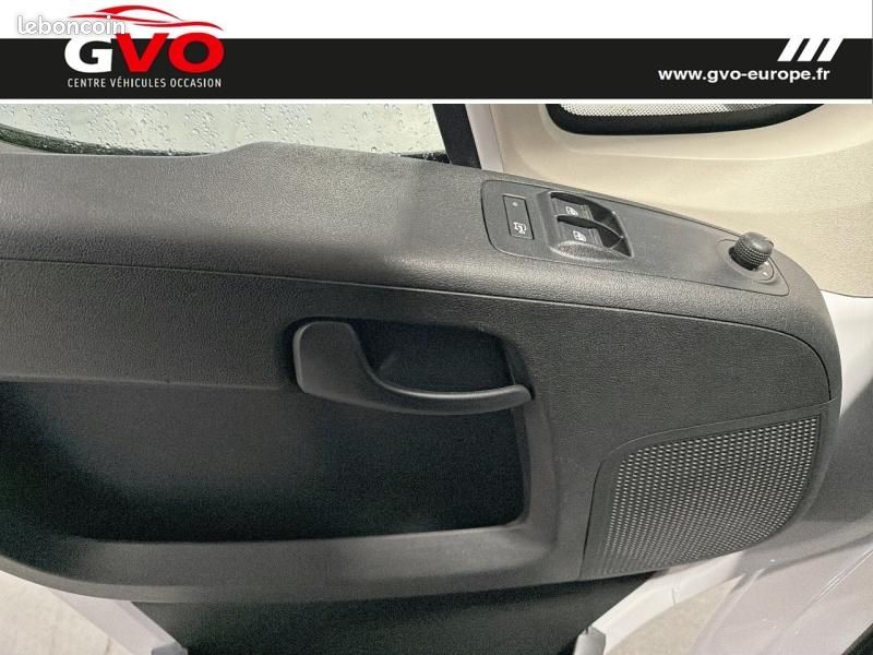 Fiat Ducato Fg 3.0 MH2 2.3 Multijet 120ch Pack Pro Nav E6d (image 12)