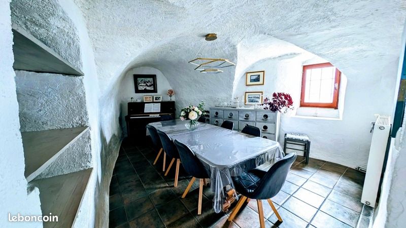Maison 6 pièces 189 m² · à La Plagne Tarentaise · 189 m² · 622 500 €