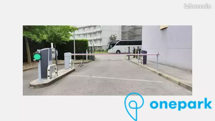 Parking 12 m² · à Roissy-en-France · 12 m² · 119 €/mois