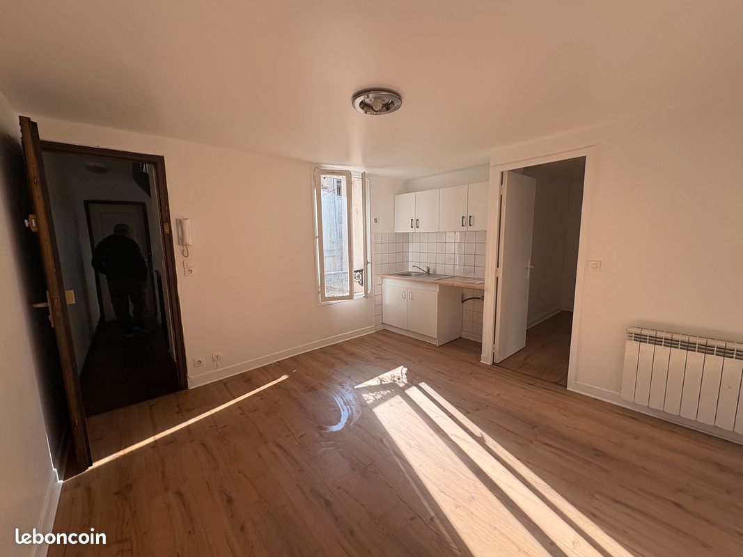 Appartement 2 pièces 35 m² · à Melun · 35 m² · 580 €/mois