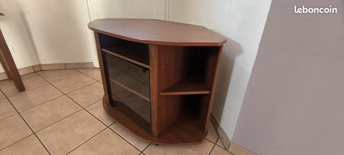 Meuble d'angle télé (image 1)