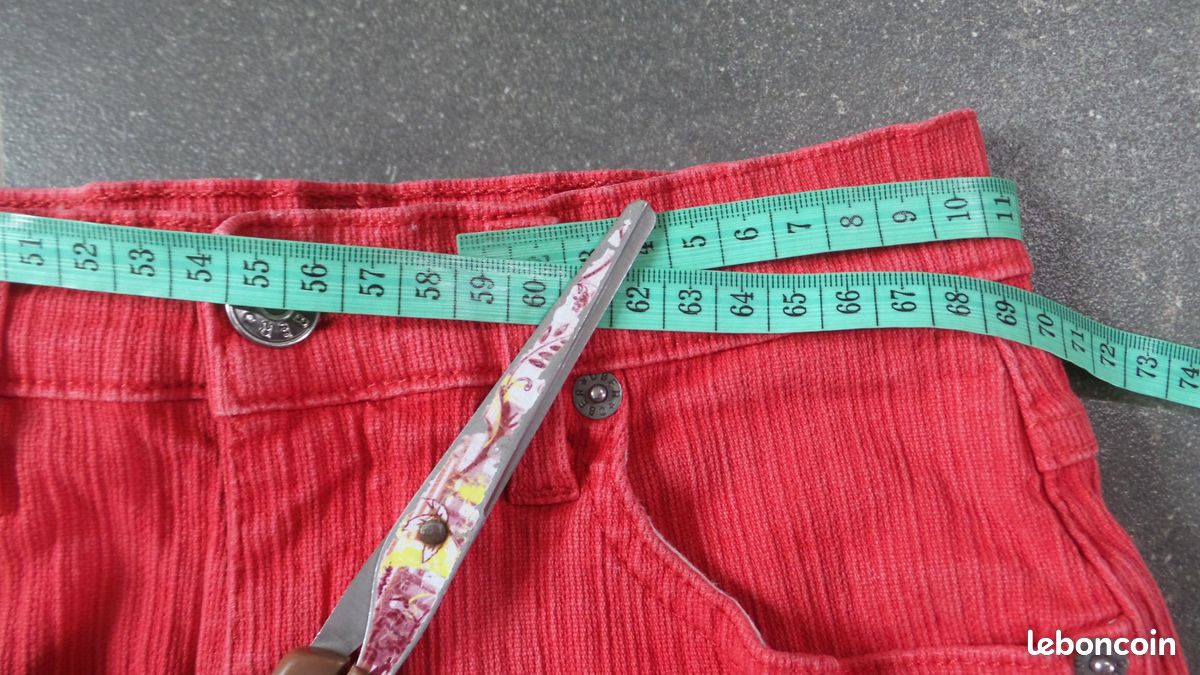 Short Vintage Années 90 Brooks – Nylon Rouge – Taille Environ L