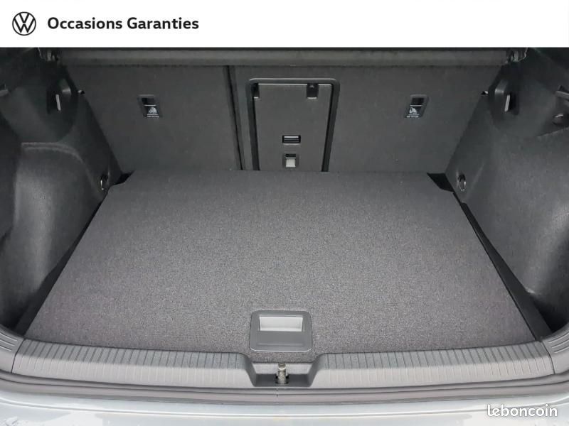 Volkswagen Golf 1.5 eTSI EVO2 150ch R-Line Edition DSG7 (image 16)