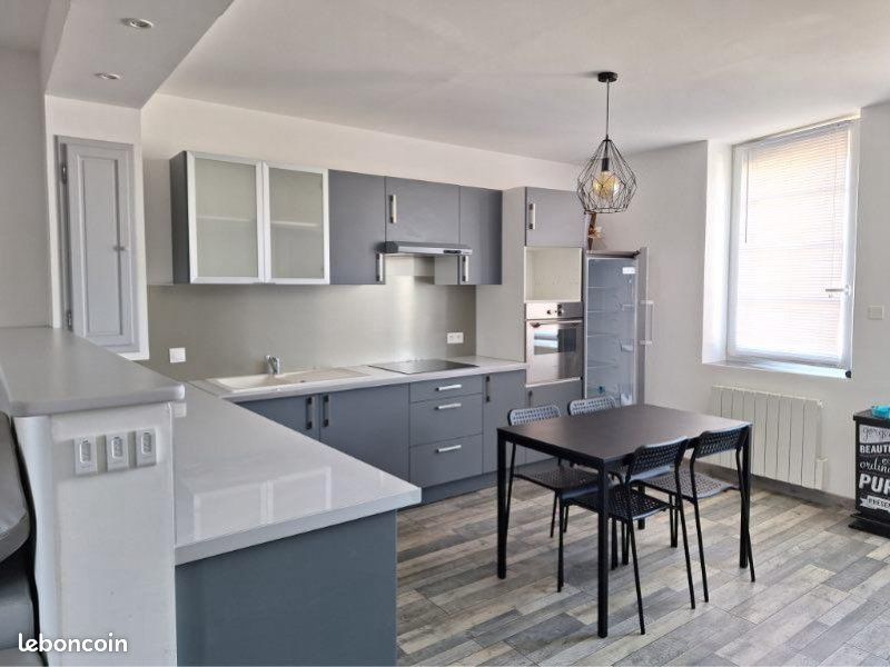 Appartement 4 pièces 90 m² · à Le Creusot · 90 m² · 760 €