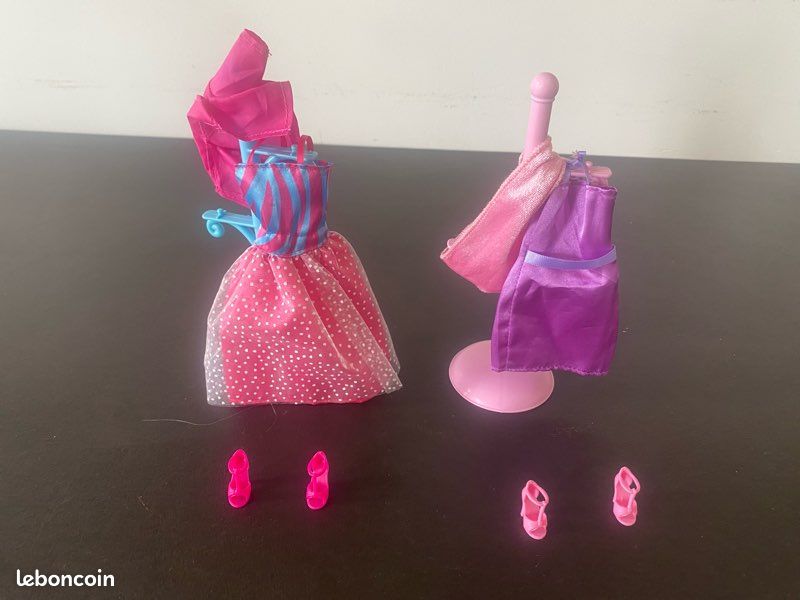 Lot de jouets Barbie – Avion, voiture, dressing, cheval, bateau + accessoires – Vendus en lot ou séparément (image 5)