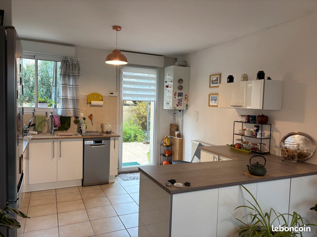 Maison a louer meyzieu - 4 pièce(s) - 85 m2 - Surfyn