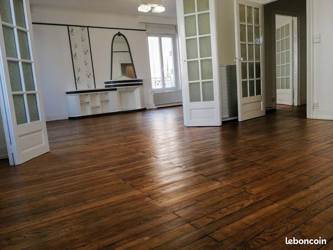 Appartement 3 pièces 75 m² · à Montluçon · 75 m² · 550 €