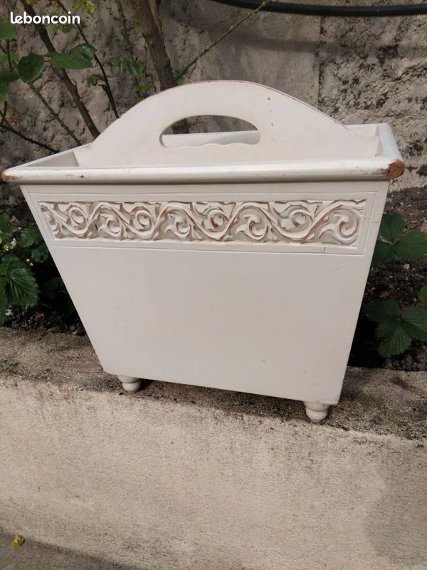 Porte revues bois Pier Import (image 1)