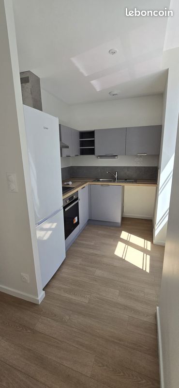 Appartement 1 pièce 27 m² · à Ambert · 27,3 m² · 207 €/mois