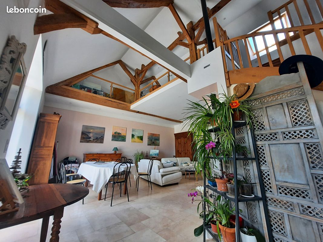 Maison 7 pièces 215 m² · à Saint-Avertin · 215 m² · 616 550 €