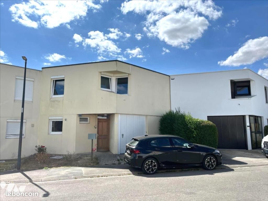 Maison 5 pièces 90 m² · à Longuenesse · 90 m² · 685 €