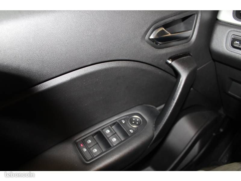 Renault Captur TCe 90 Evolution (image 22)