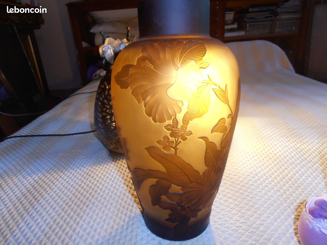 Très beau vase 'galle type' (image 3)