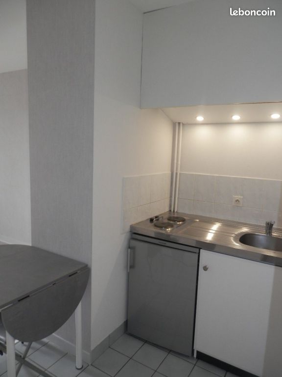 Studio 1 pièce 18 m² - Poitiers 86000 (image principale 3)