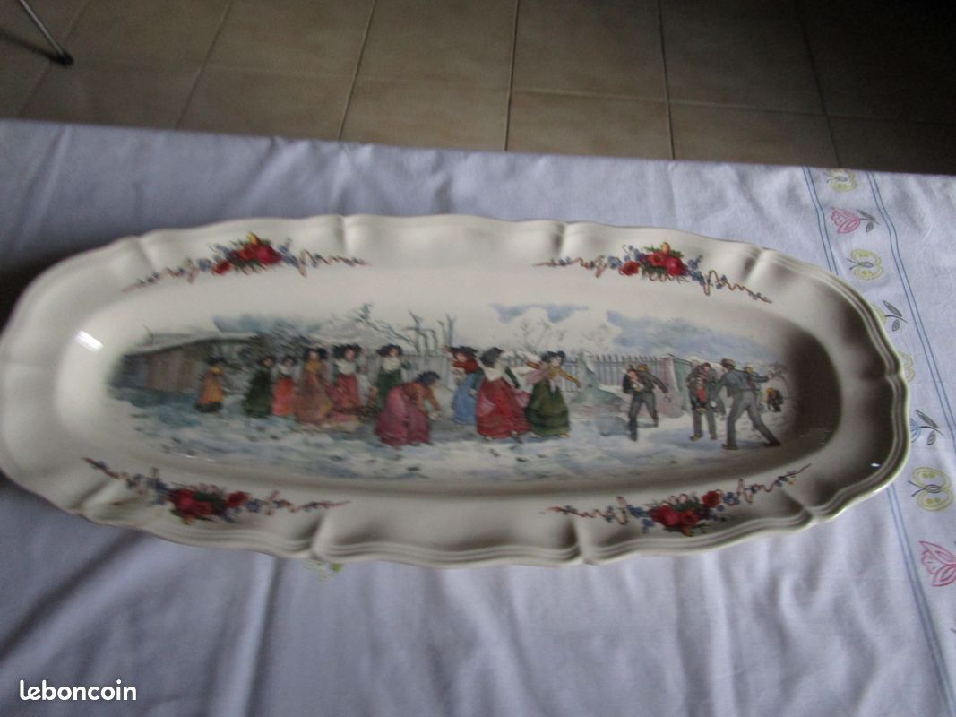 Plat ovale en faïence de Sarreguemines OBERNAI (image 1)