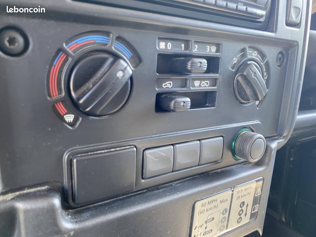 Land Rover Defender II HT 90 2.4 TD E (image 27)