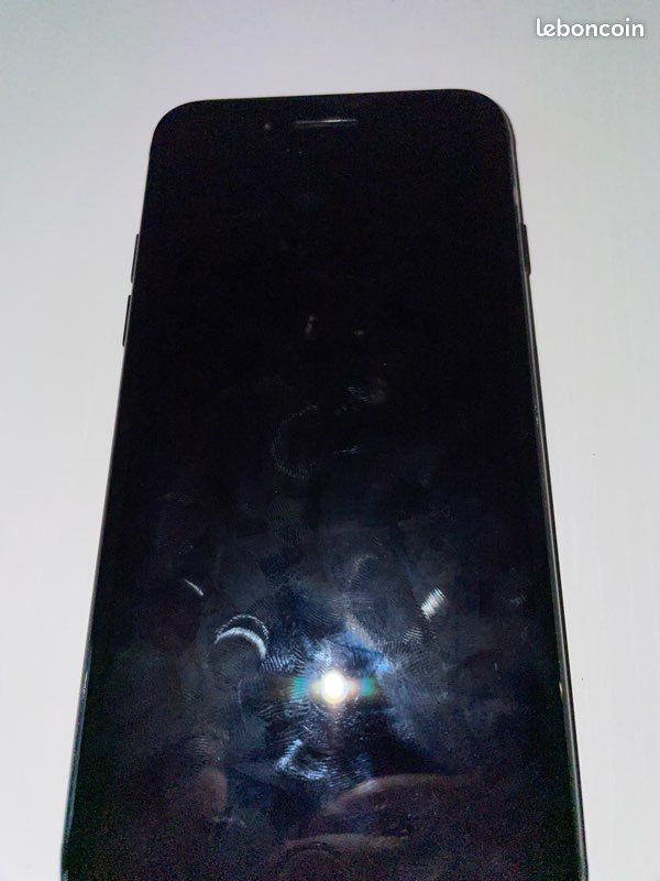 IPhone 7 (image 2)