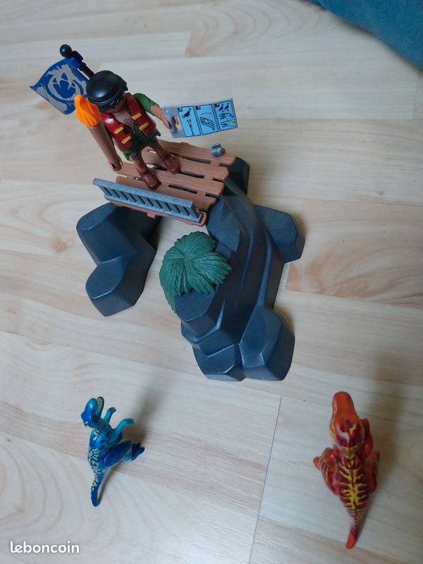 Playmobil chasseur de dino (image 1)