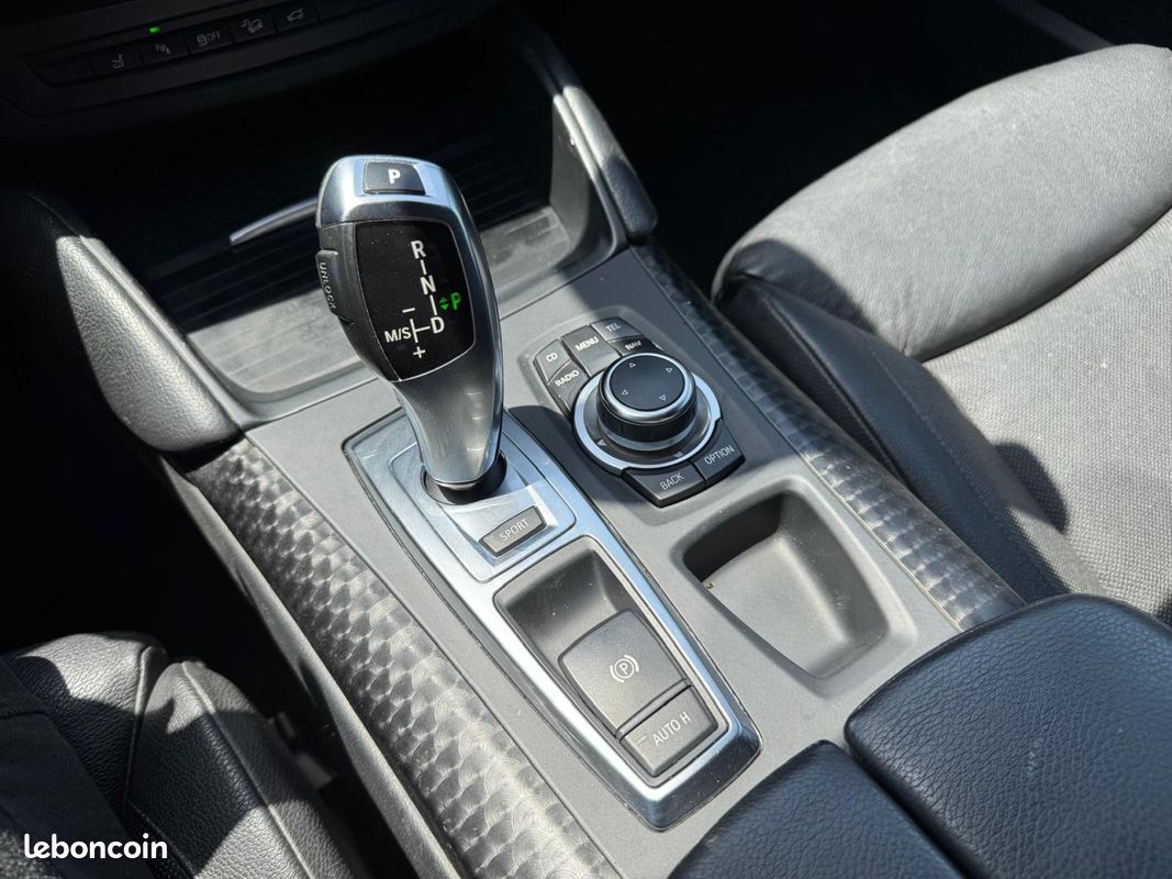 BMW X6 xDrive50i (E71) 4.4 V8 biturbo N63 (image 17)
