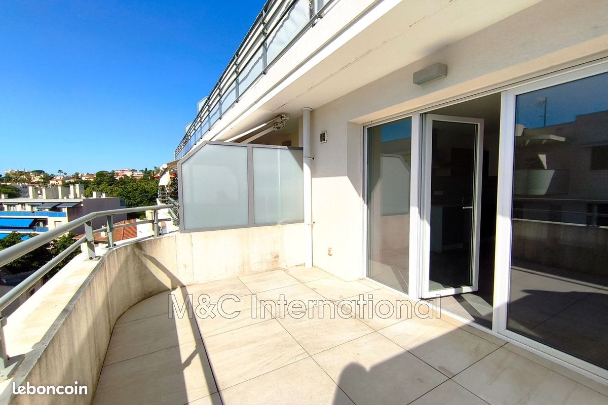 Appartement 1 pièce 25 m² · à Antibes · 25 m² · 170 000 €