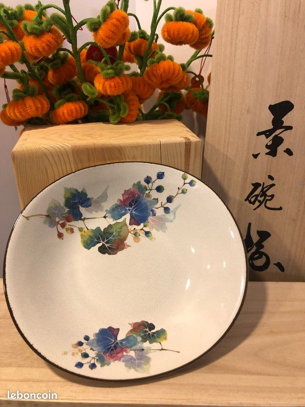 Vaisselle art à la table lot de cinq assiettes à salade céramique japonais (image 1)