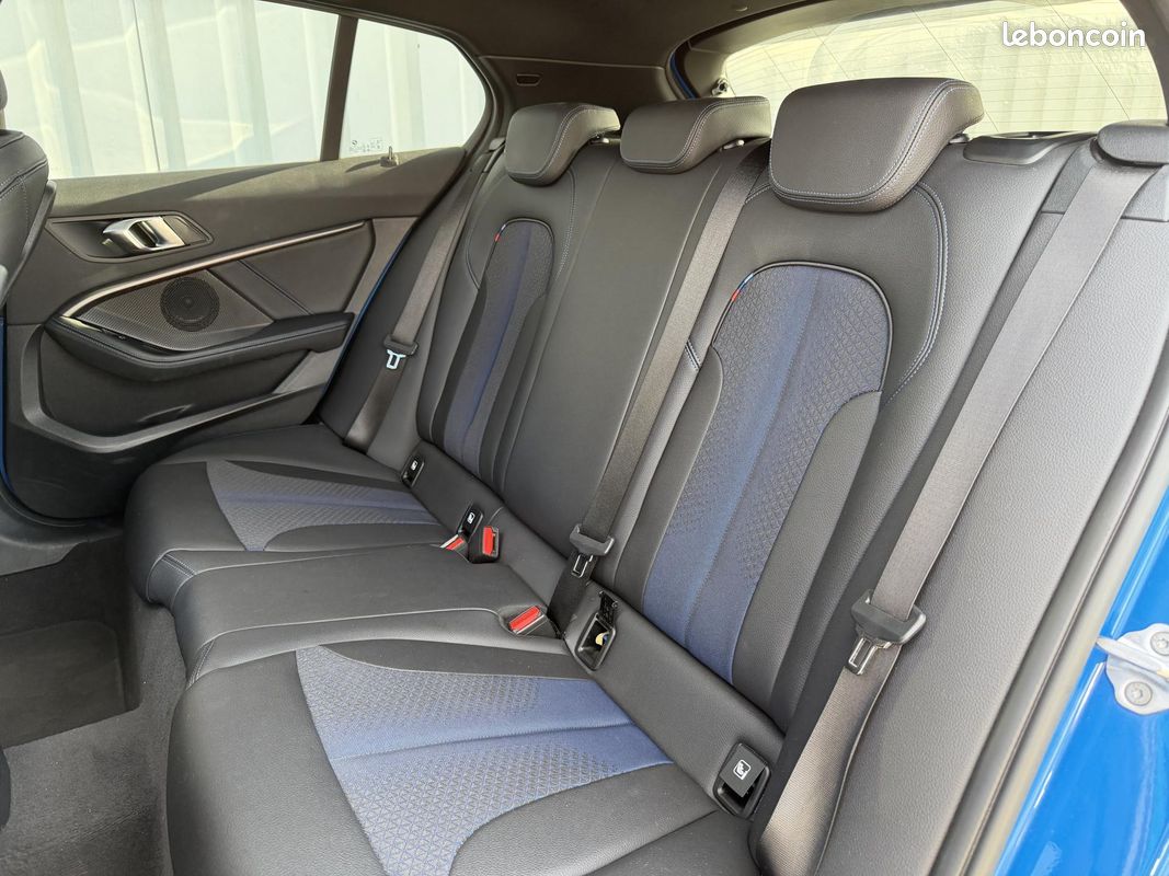 BMW SERIE 1 F40 118i 136ch M SPORT DKG7 | TOIT OUVRANT | CAMERA DE RECUL (image 18)