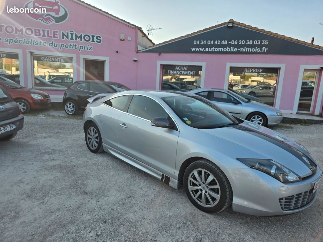 RENAULT LAGUNA III COUPE 2.0 DCI 150CV BVA Initiale (image 2)